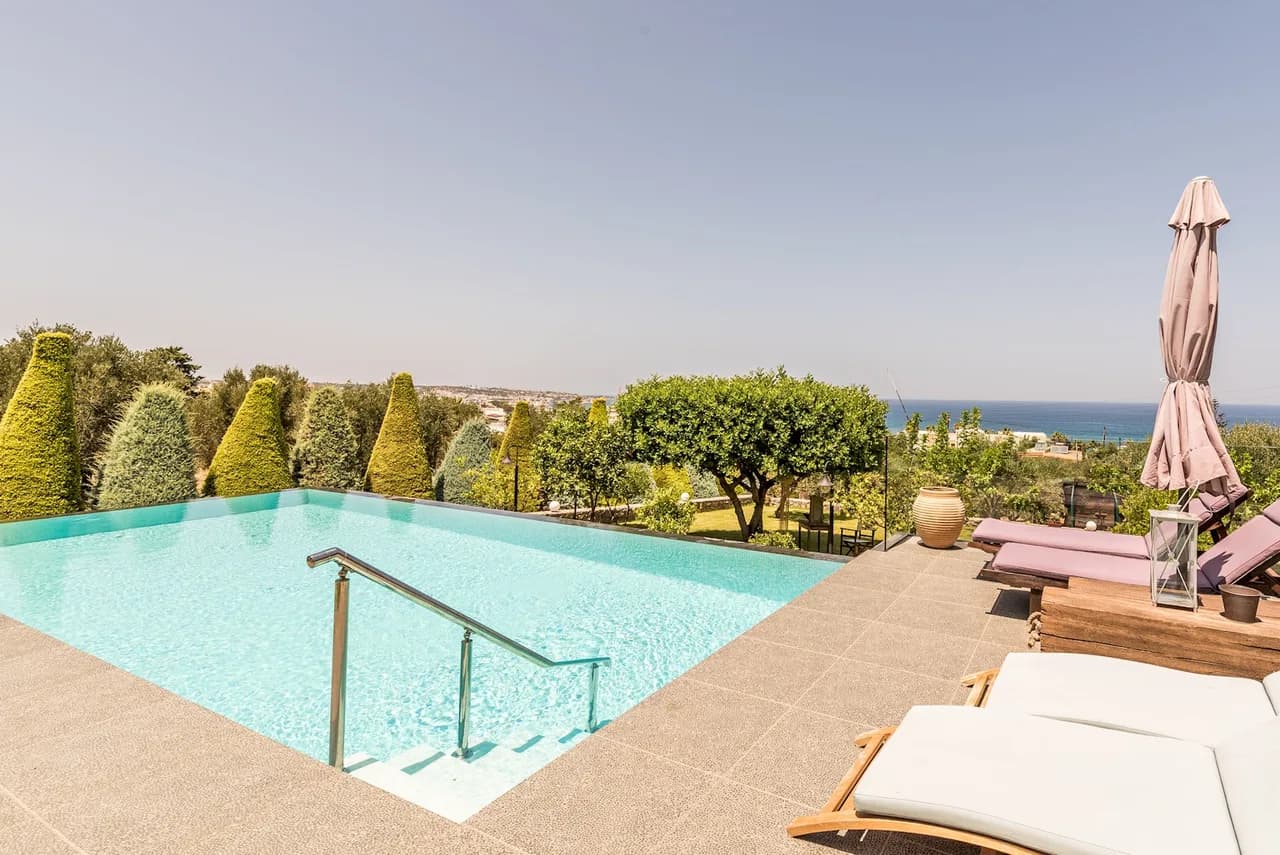 Private Pool Villa in Hersonissos, Crete photo 3