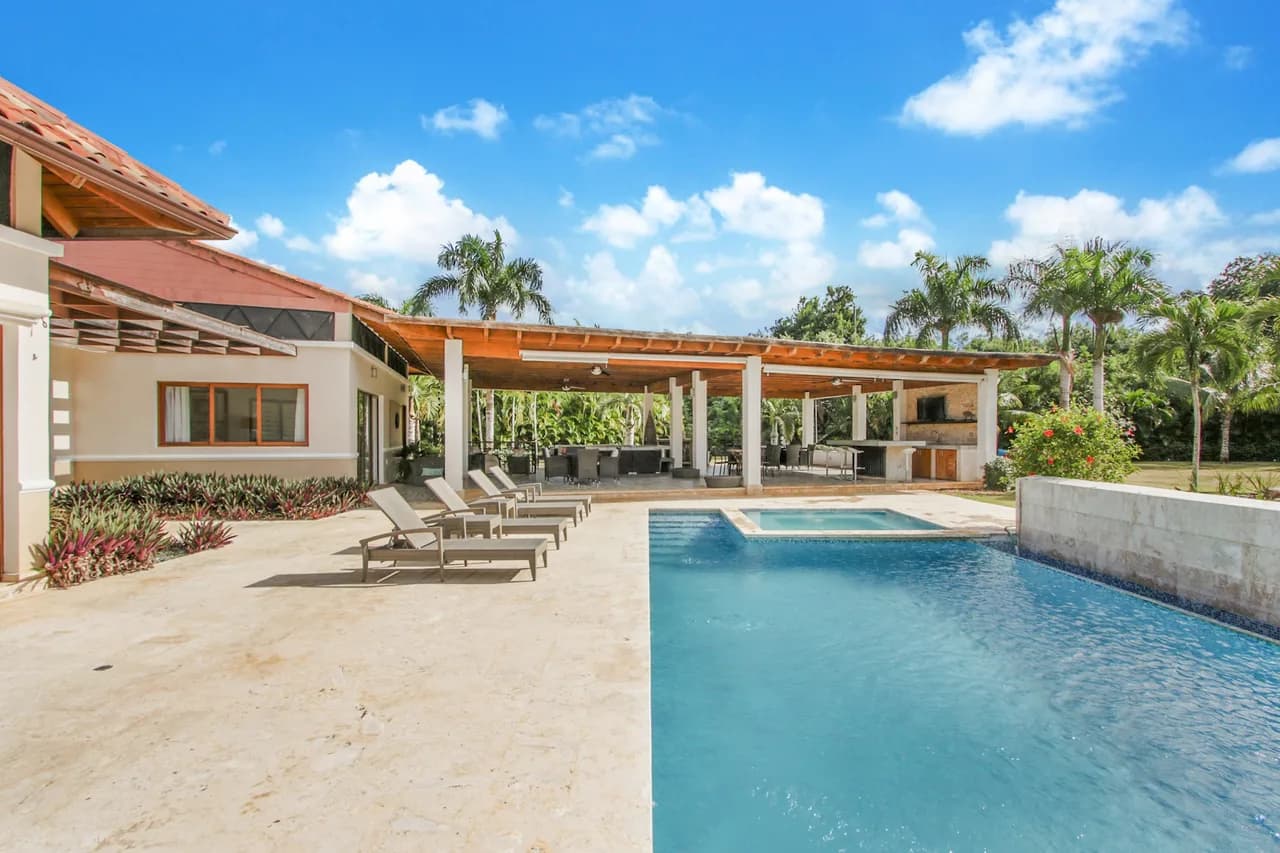 Expansive Five Bedroom Villa in Casa de Campo photo 2