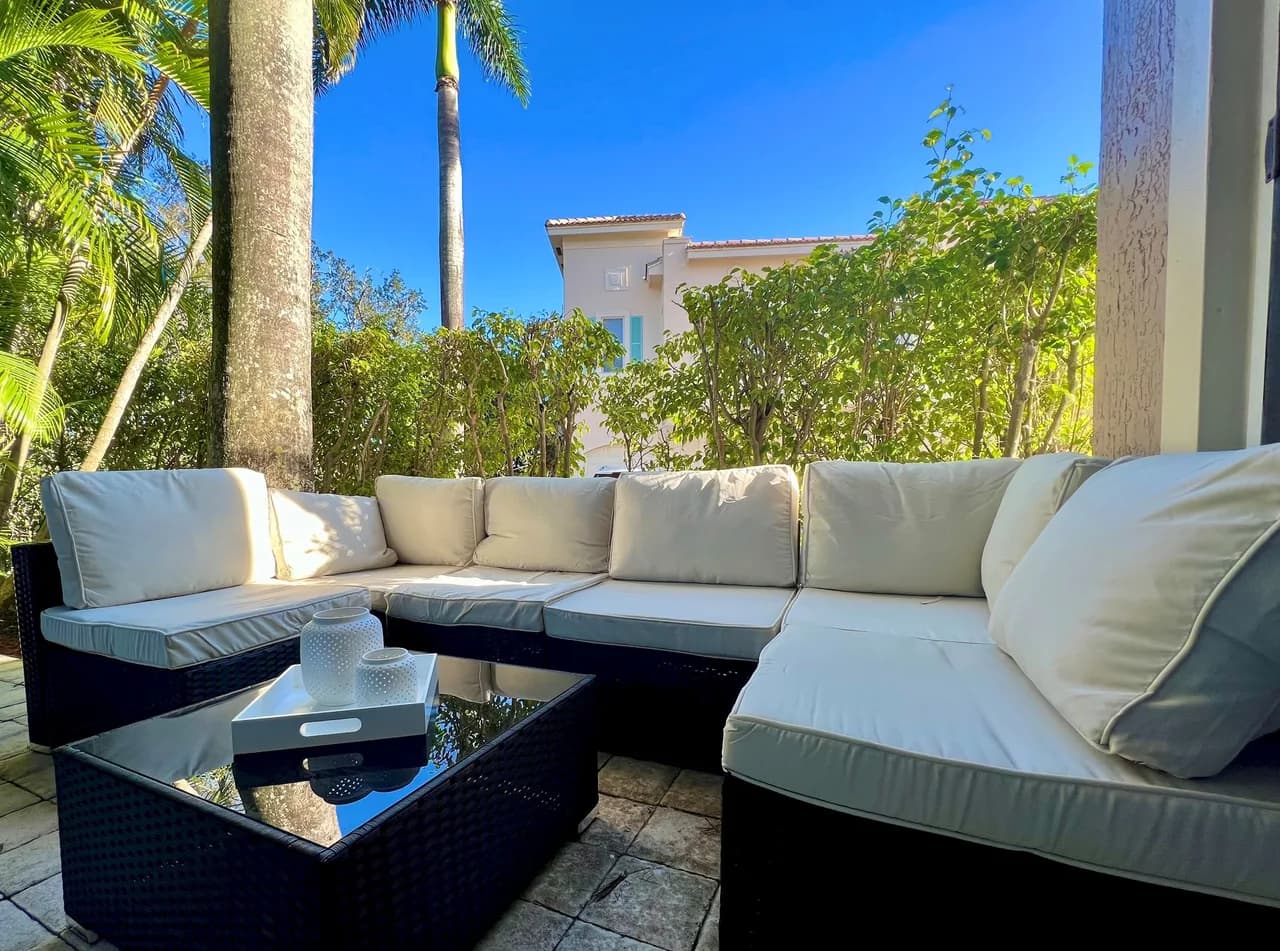 Pet-Friendly Hot Tub Villa in Palm Beach Gardens photo 2
