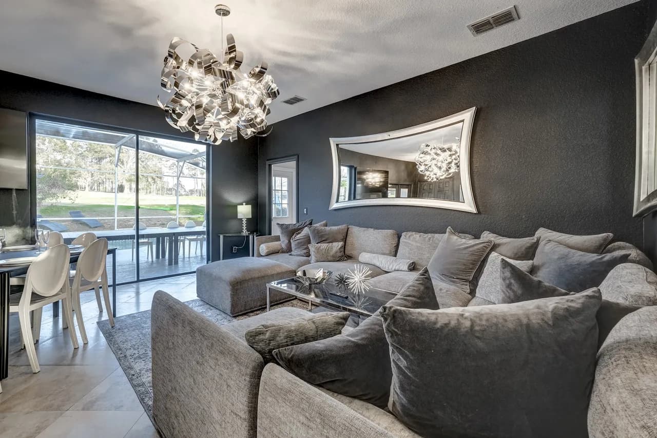 Spacious Eleven Bedroom Villa in Four Corners photo 2