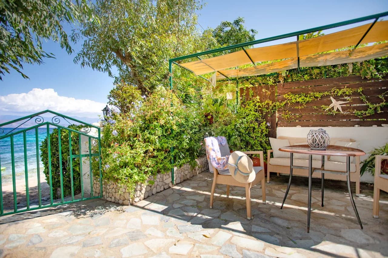 Garden View Beach Villa in Kassiopi photo 4