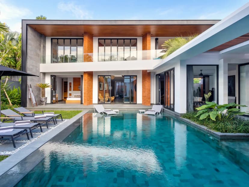Spacious Four Bedroom Retreat in Bali