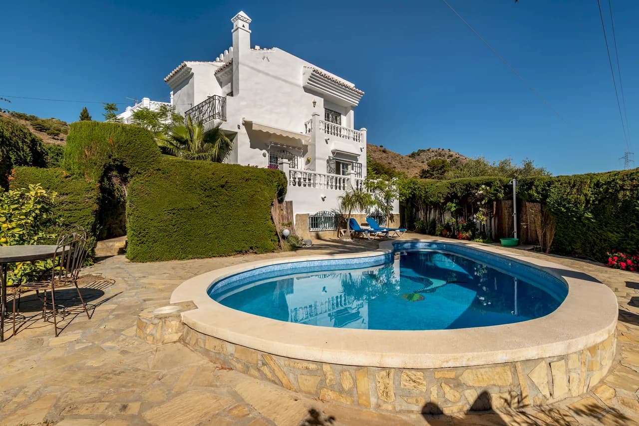 Heated Pool Villa in Nerja, Andalusia, Spain photo 4