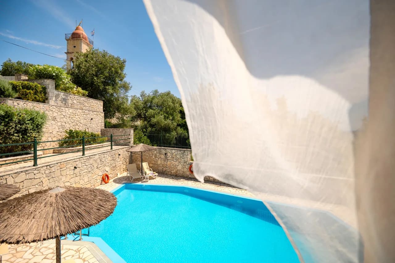 Charming Garden Villa in Paxi photo 4