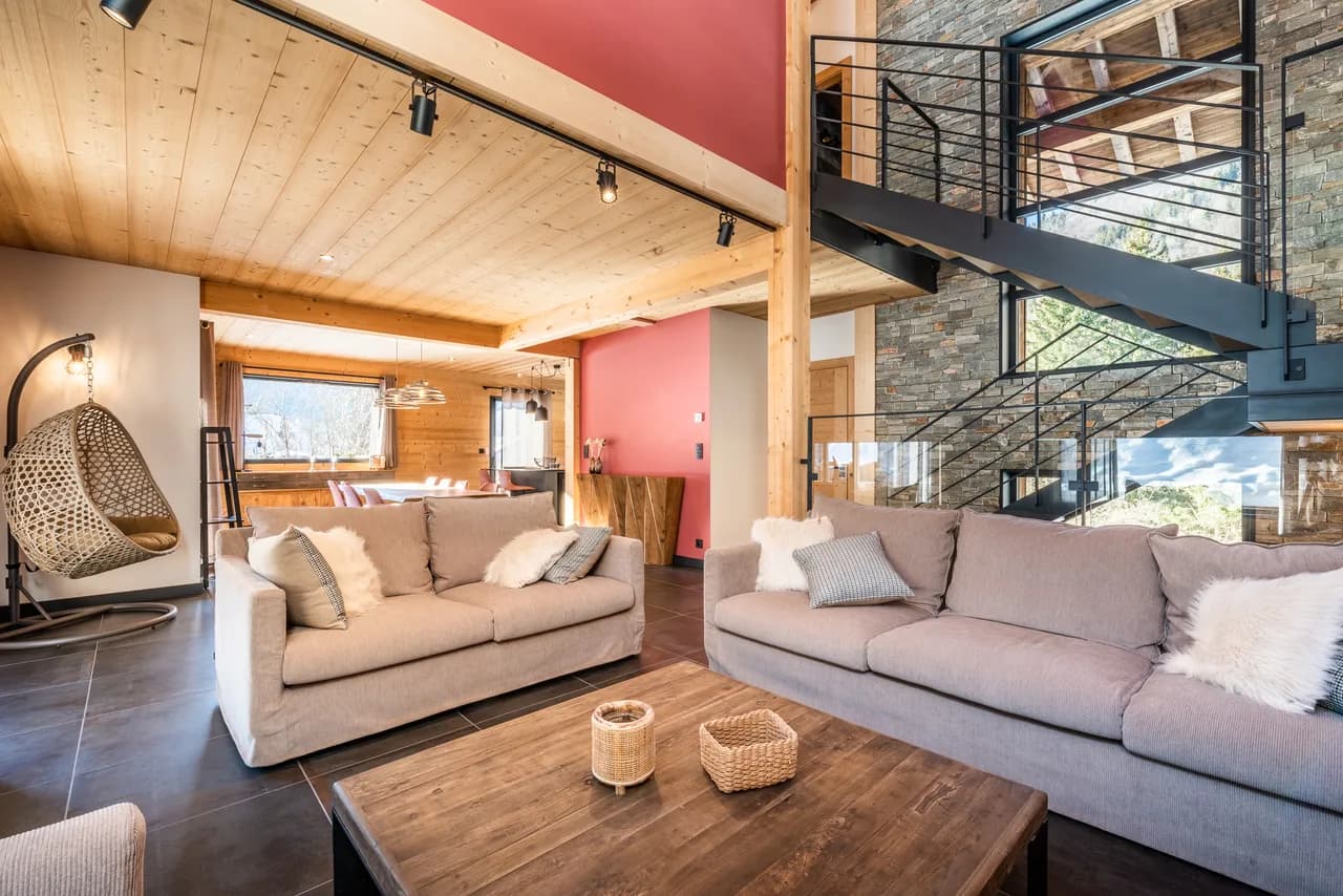 Ski-In Chalet with Hot Tub in Montriond photo 5