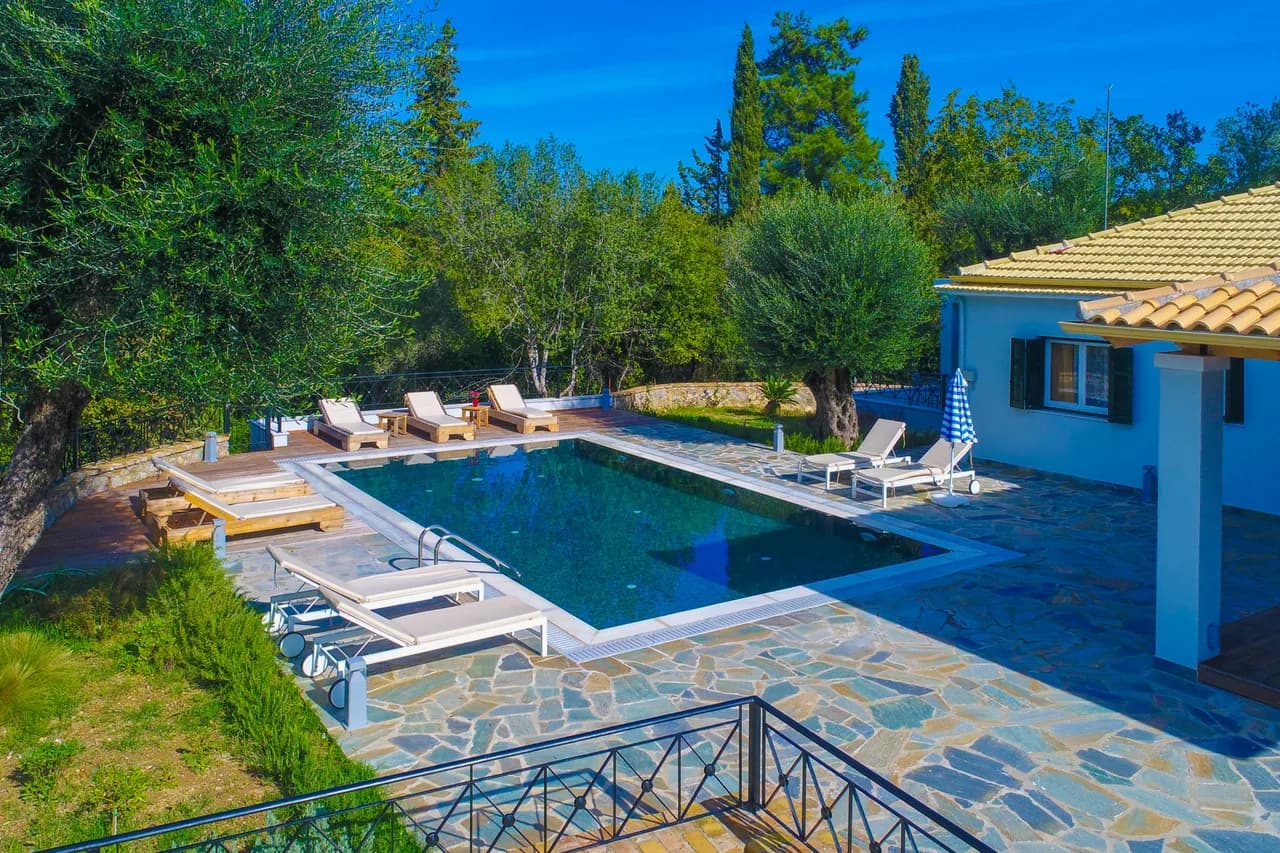 Forest Retreat Villa in Souleika photo 3