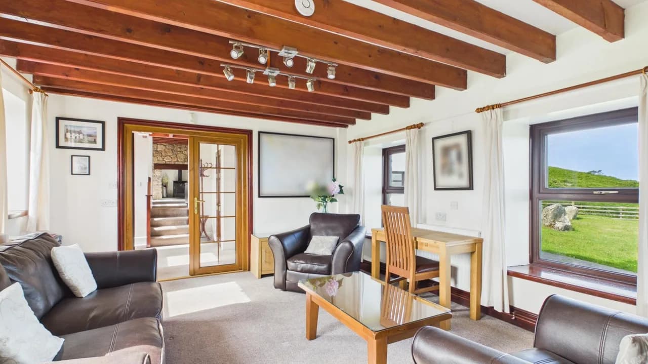 Coastal Six Bedroom Villa in Gower Peninsula photo 5
