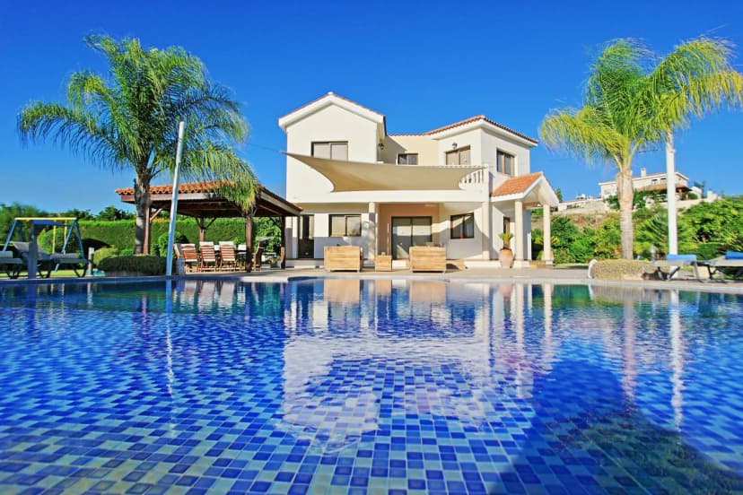 Contemporary Three-Bedroom Villa in Paphos