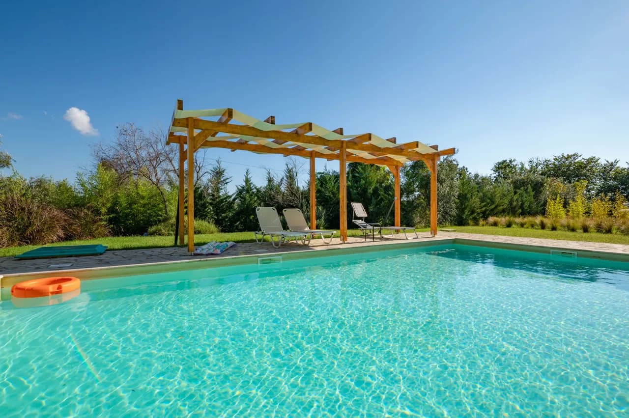 Charming Three Bedroom Villa in Poulades photo 4