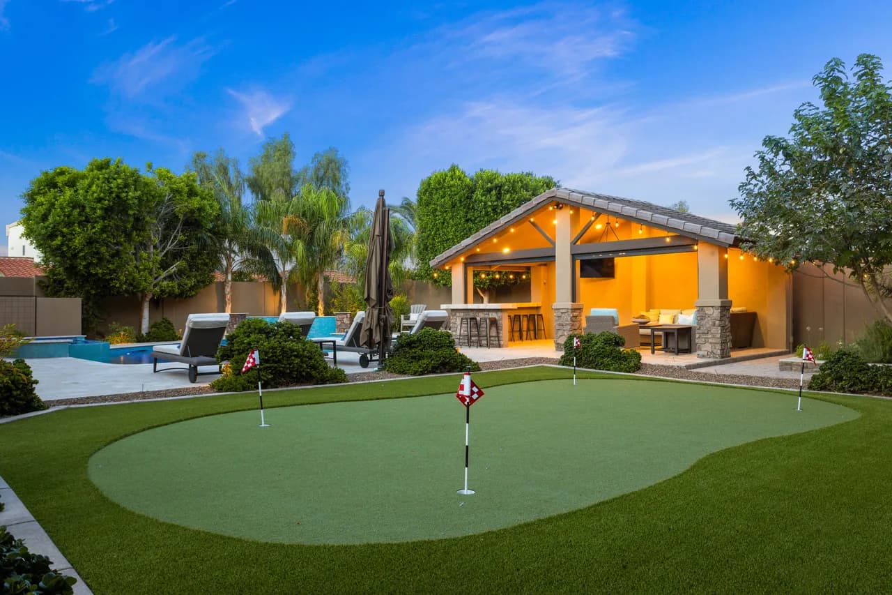 Family-Friendly Villa with Pool in Paradise Valley photo 3
