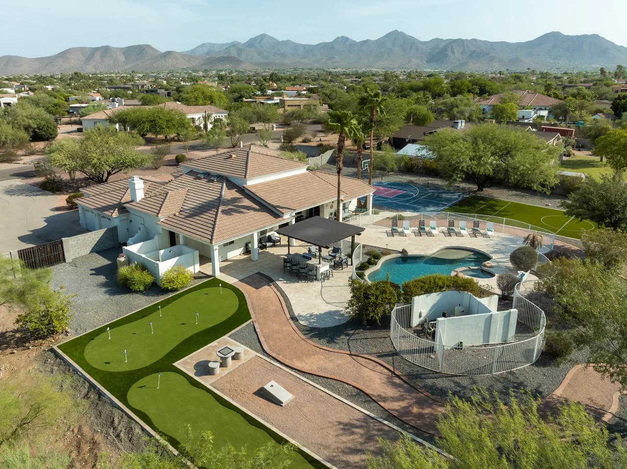 Serene Five Bedroom Retreat in Scottsdale