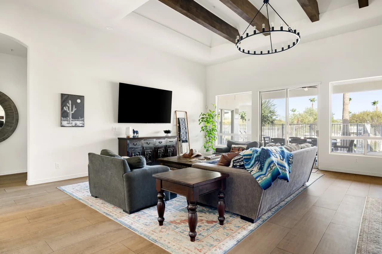 Serene Five Bedroom Retreat in Scottsdale photo 2