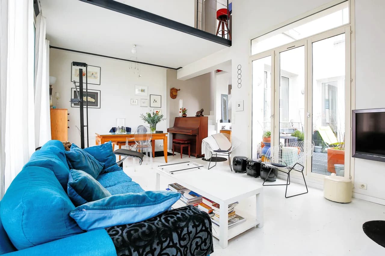 Elegant Four Bedroom Villa in Paris photo 3