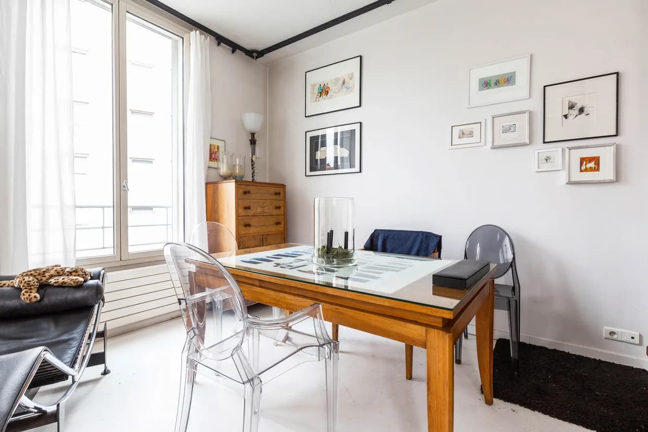 Elegant Four Bedroom Villa in Paris photo 4