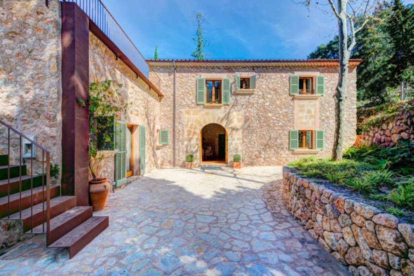 Spacious Finca with Terrace in Mallorca