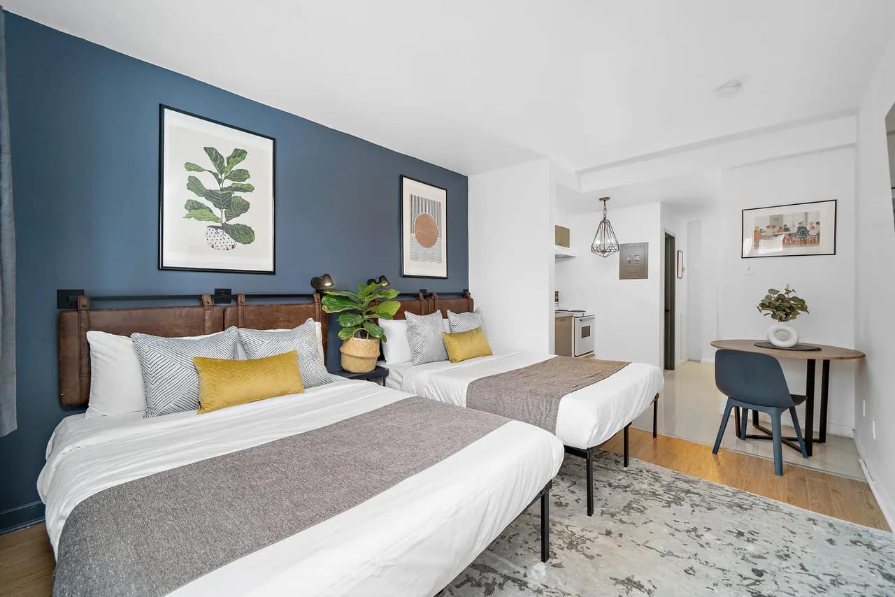 Renovated Studio Near McGill in Montreal photo 5
