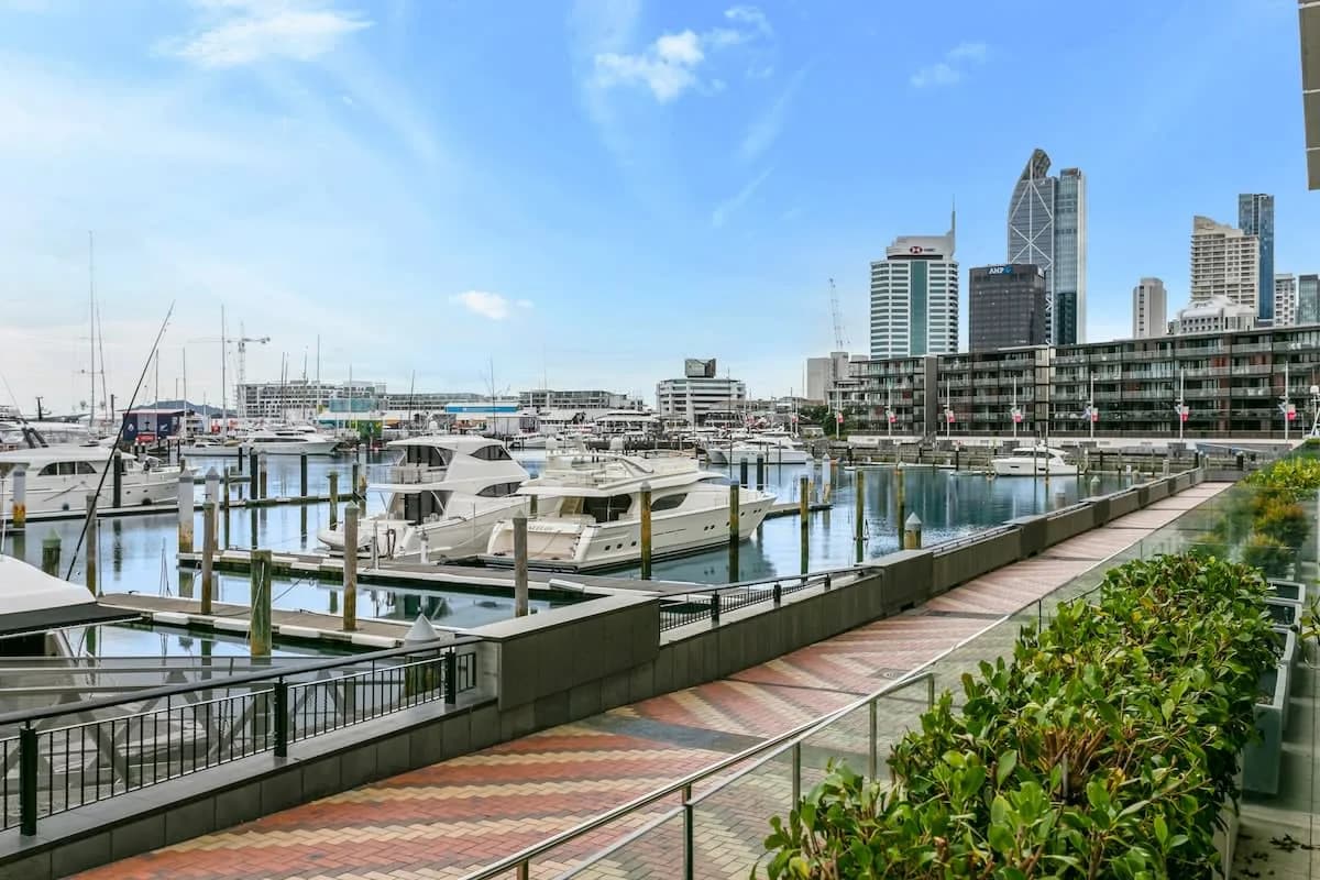 Waterfront Two Bedroom Retreat in Auckland