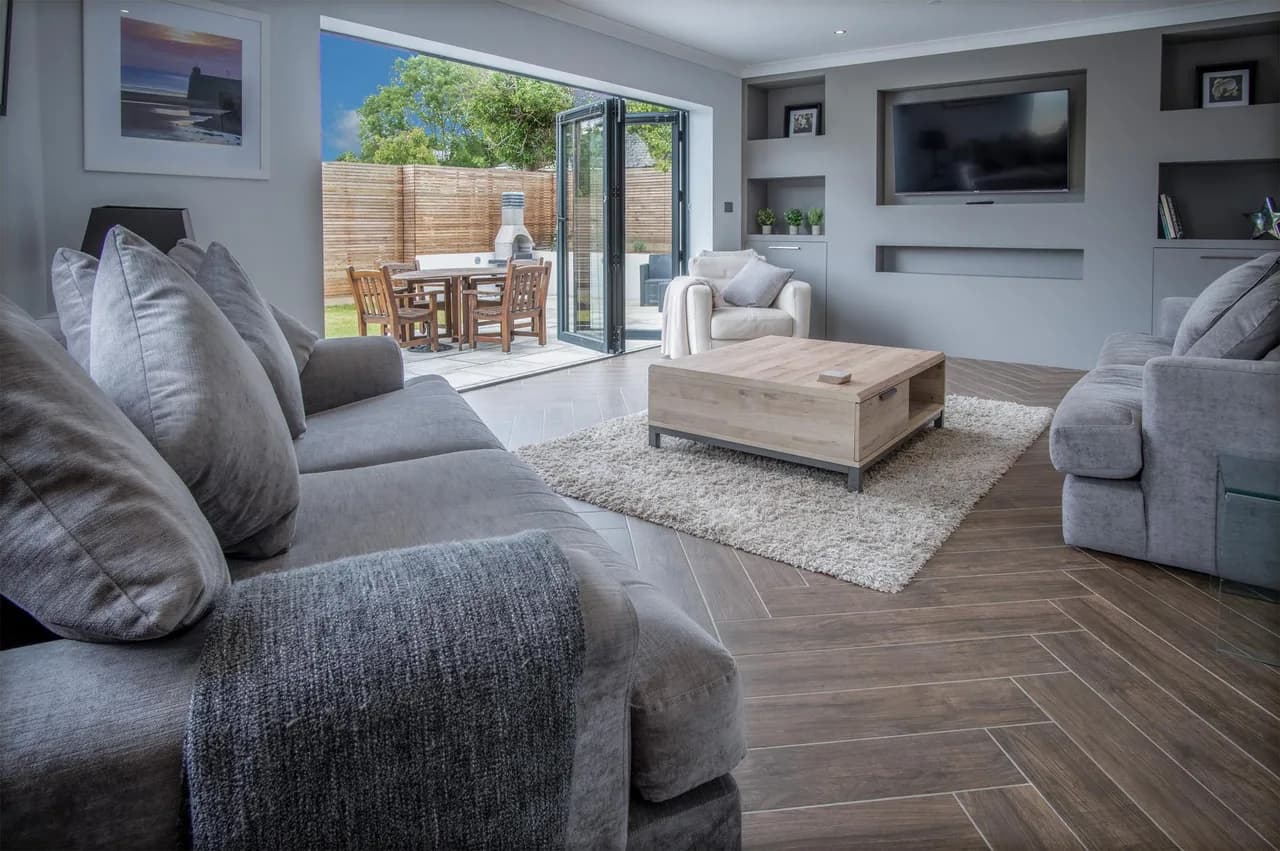 Beach View Four Bedroom Villa in Saundersfoot Pembrokeshire photo 2