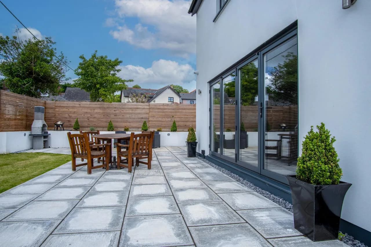 Beach View Four Bedroom Villa in Saundersfoot Pembrokeshire photo 3