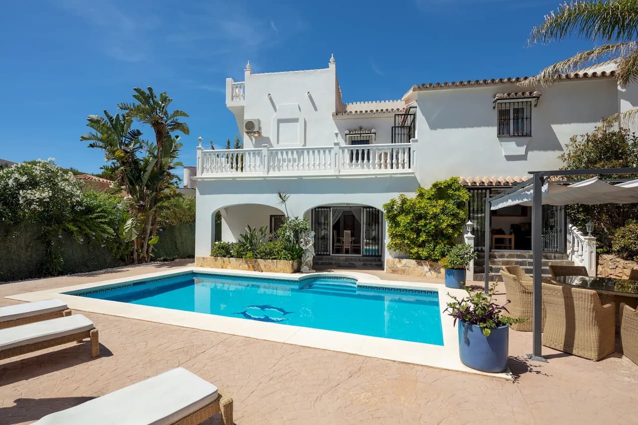 Beachside Family Villa in Las Lagunas de Mijas photo 3