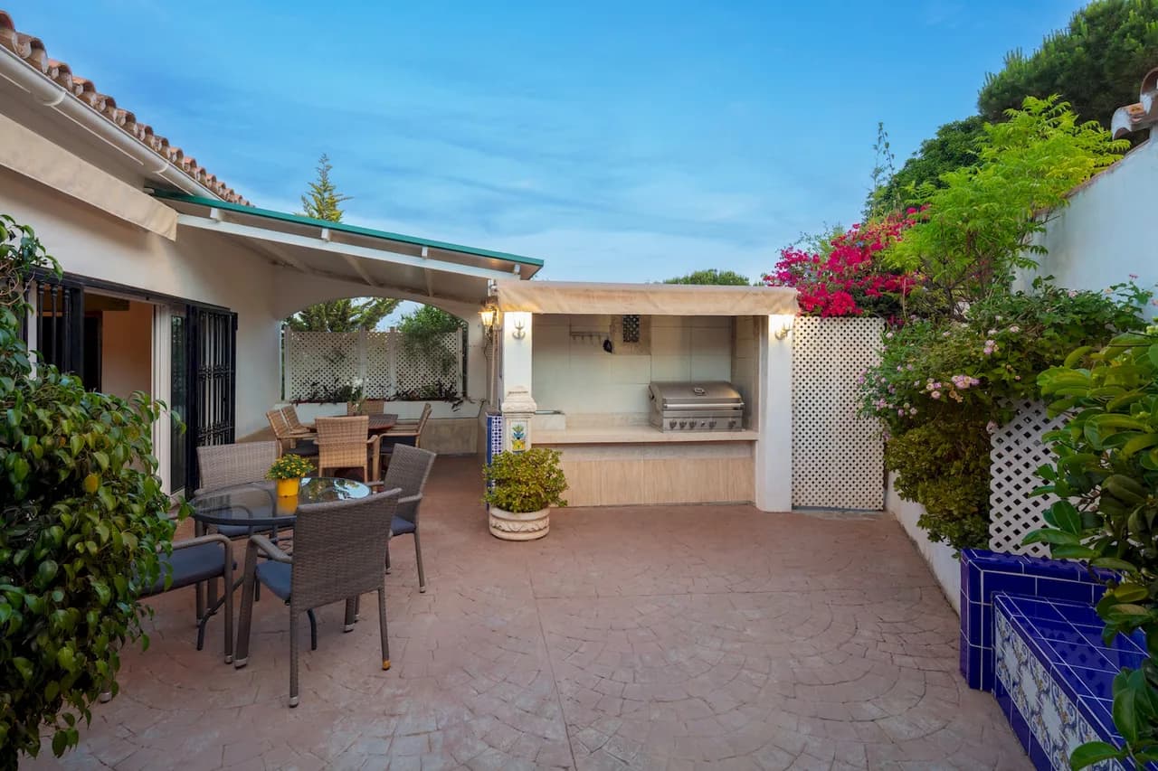 Beachside Family Villa in Las Lagunas de Mijas photo 5