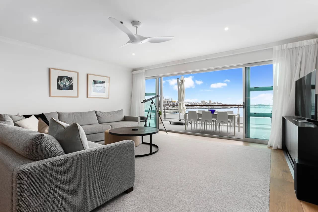 Spacious Two Bedroom Villa in Auckland photo 5