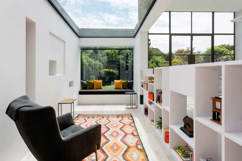 Contemporary Four Bedroom Retreat in England