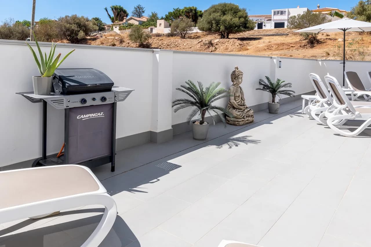 Charming Three Bedroom Villa in Nerja photo 5