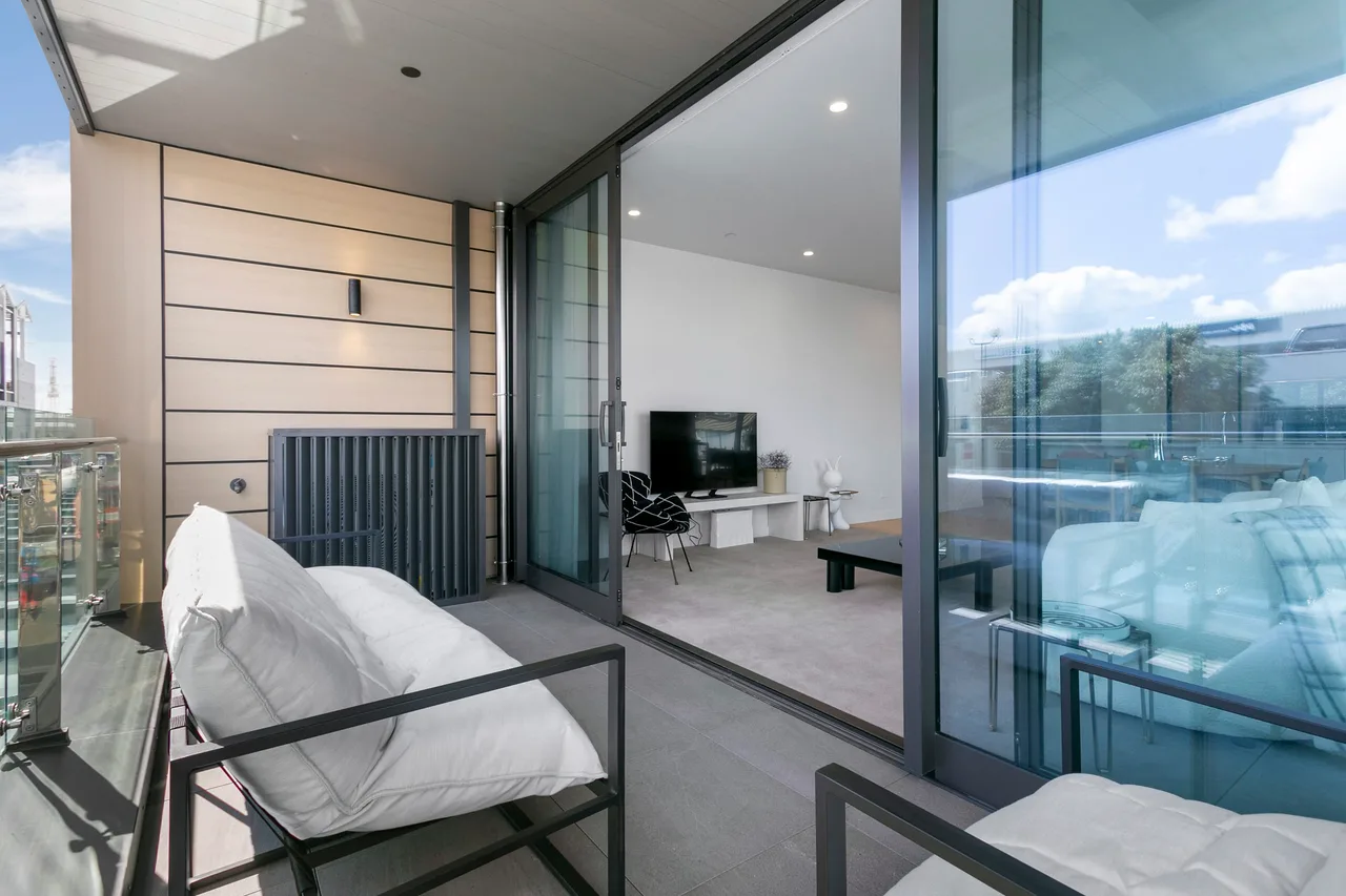 Stylish Two Bedroom Apartment in Auckland photo 5