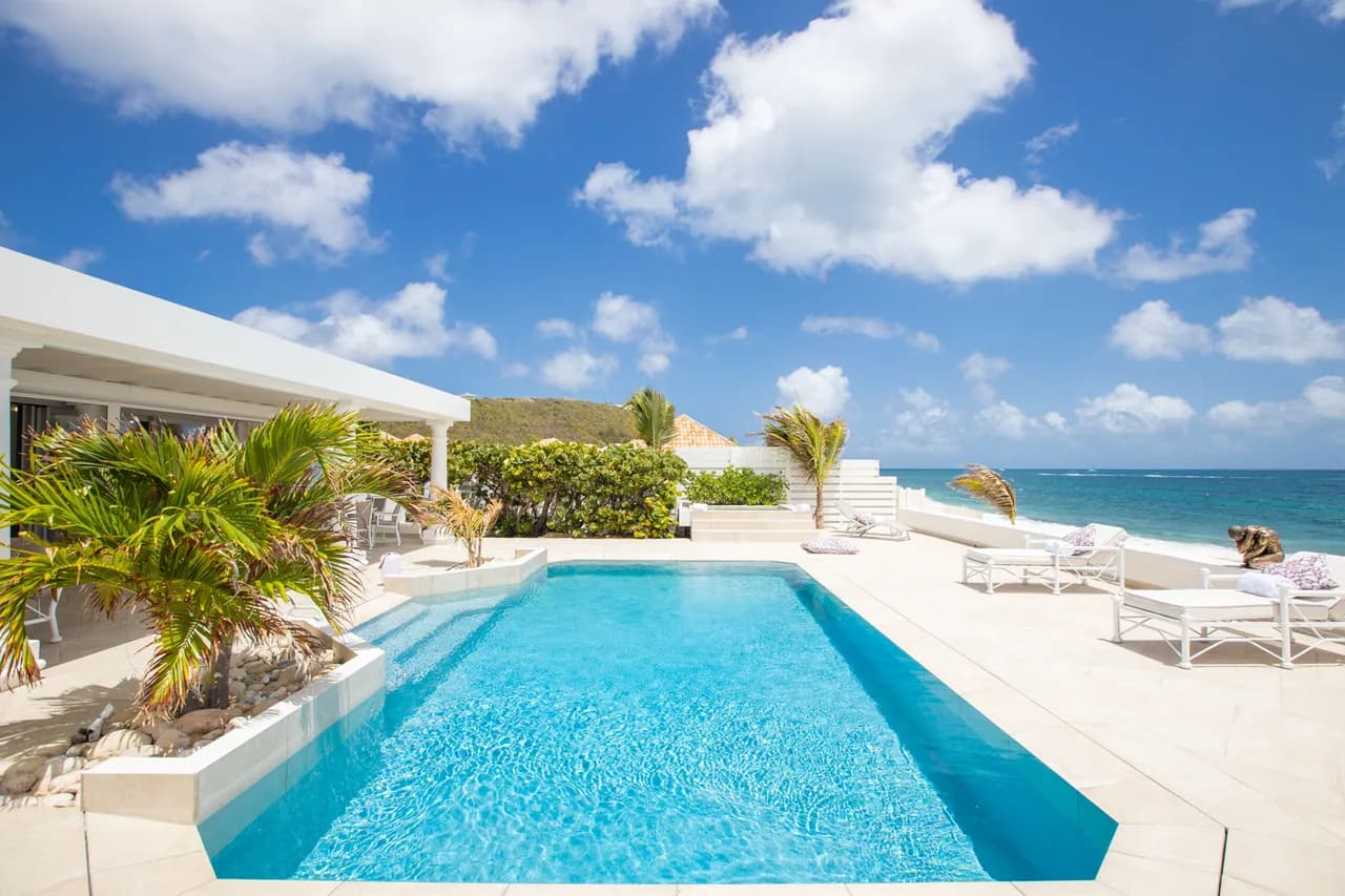 Elegant One Bedroom Villa in Terres Basses photo 4
