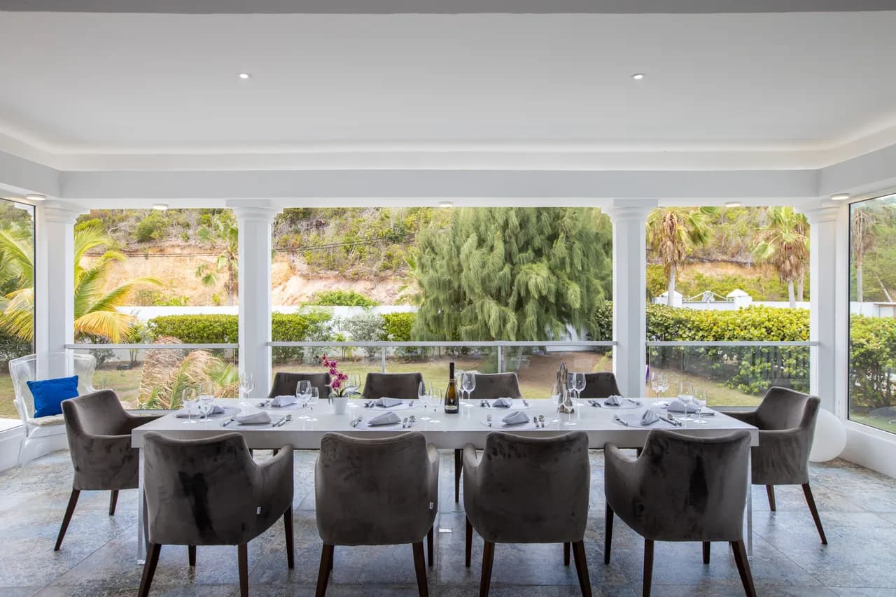 Private Beachfront Villa in Terres Basses photo 4