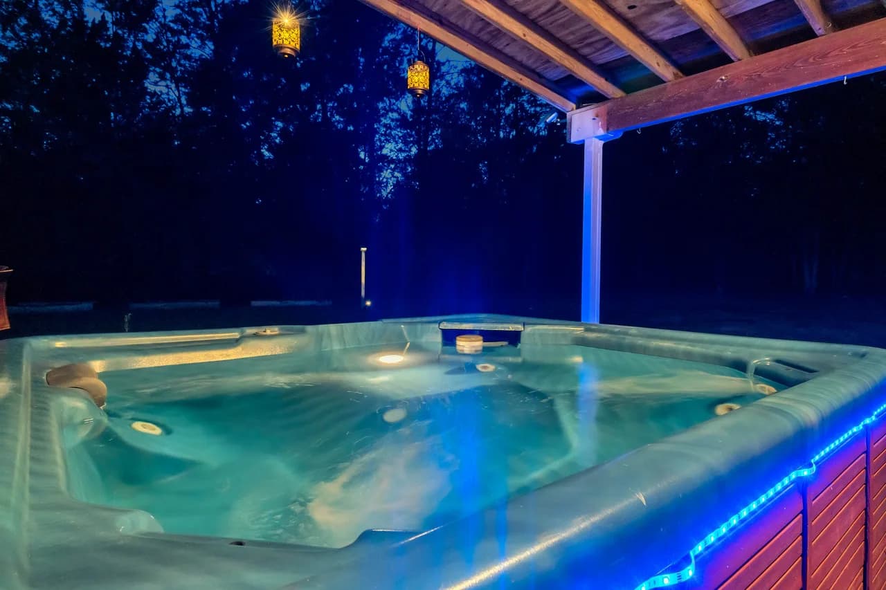 Spacious Game Retreat in Orlando Florida