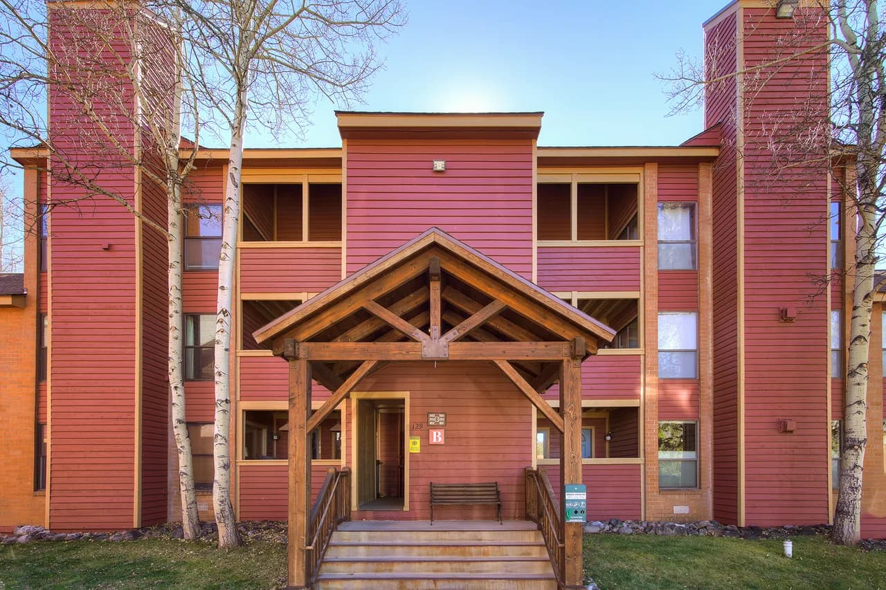 Charming Balcony Two Bedroom Apartment in Breckenridge photo 2