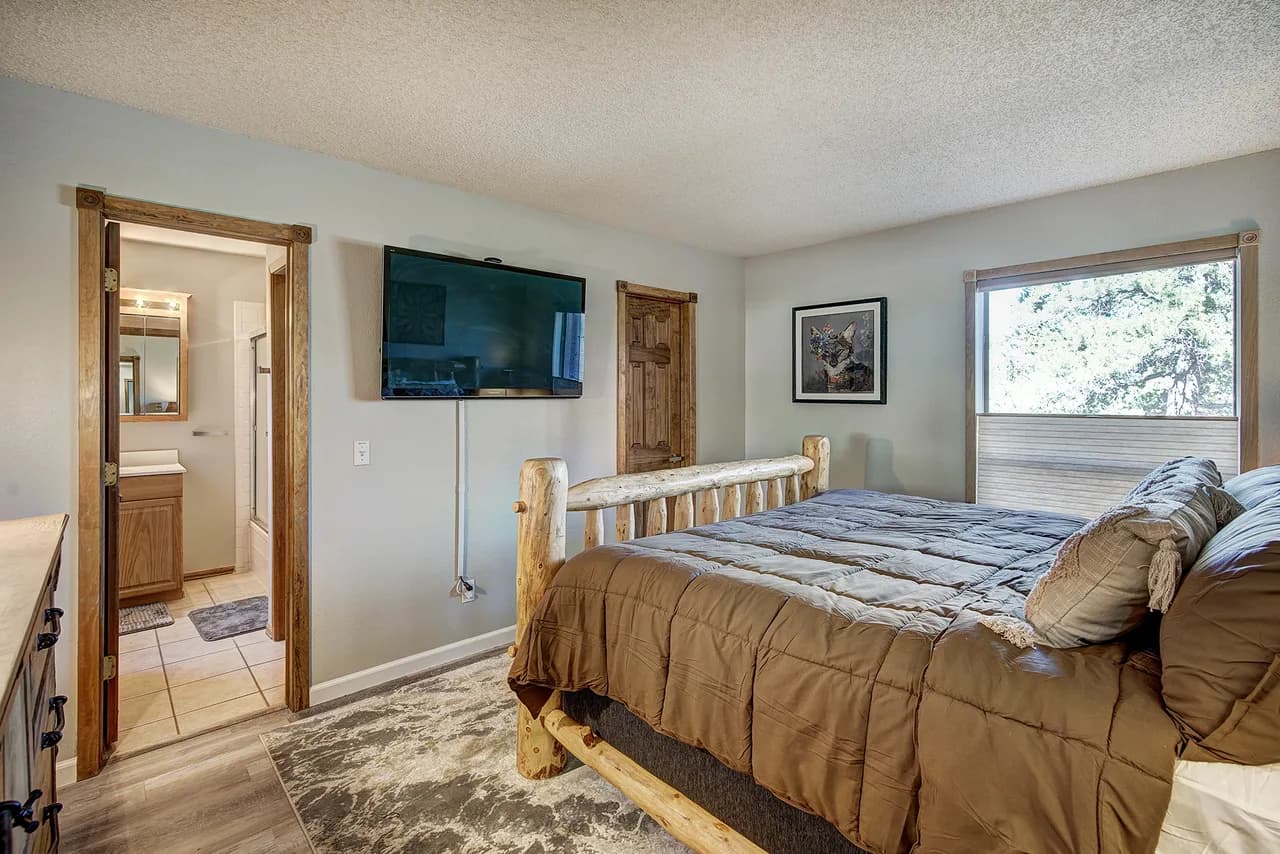 Charming Balcony Two Bedroom Apartment in Breckenridge photo 4
