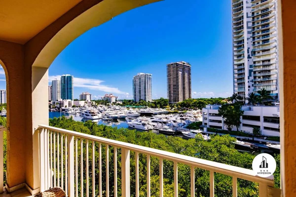 Intracoastal Waterway Condo in Aventura Florida photo 5