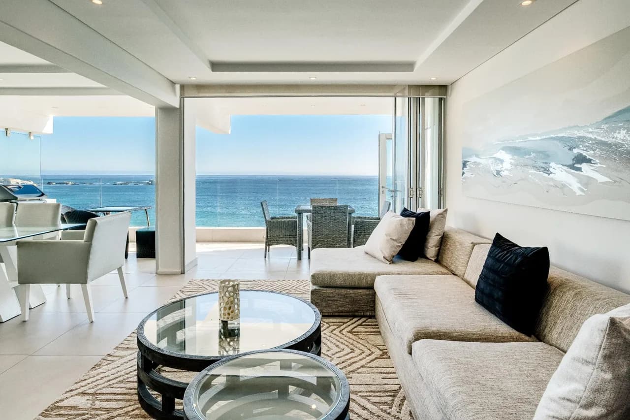 Waters Edge Two Bedroom Apartment in Cape Town photo 5