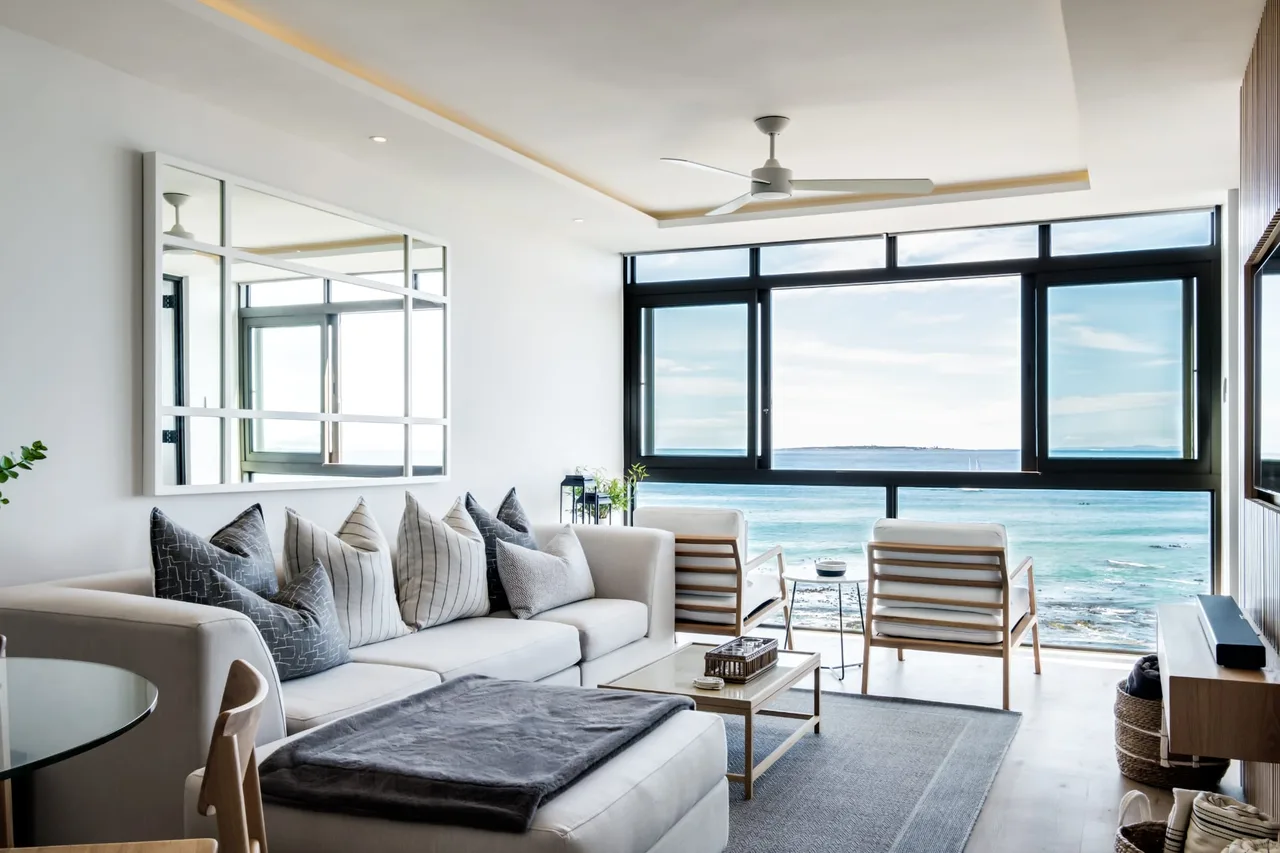 Uninterrupted Ocean View Apartment in Cape Town photo 4