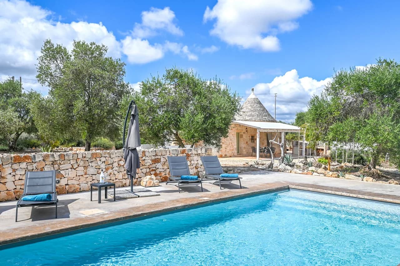 Charming Trullo with Private Garden in Ostuni photo 2