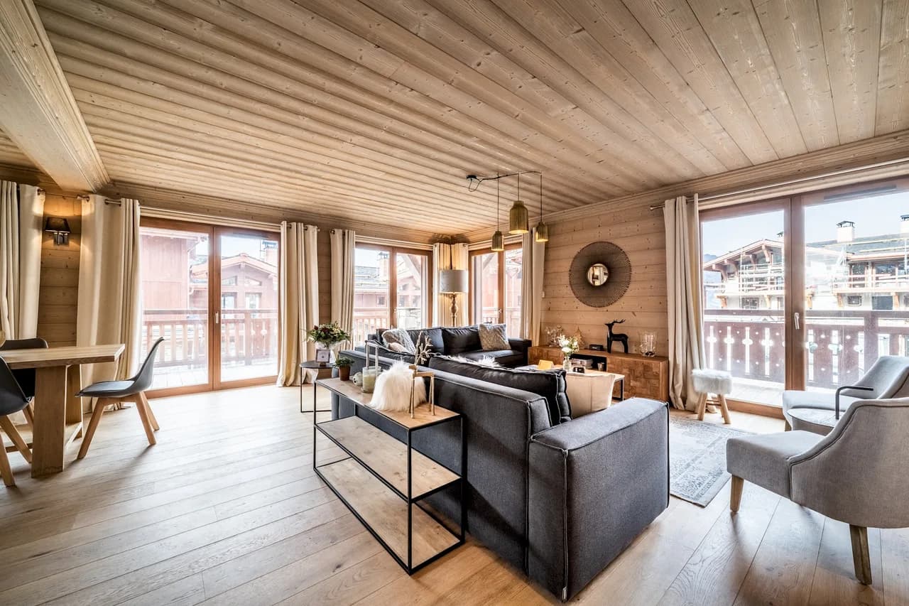 Terrace-View Modern Apartment in Courchevel
