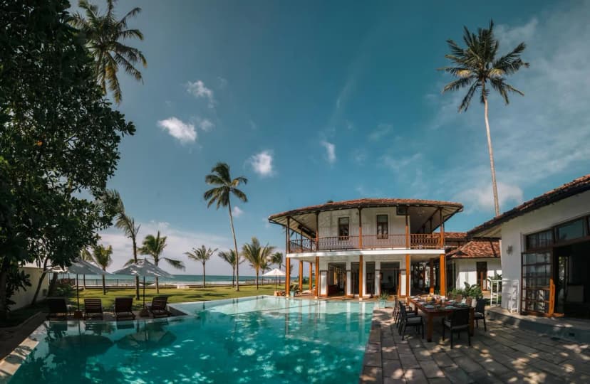 Beachfront Luxury Villa in Habaraduwa
