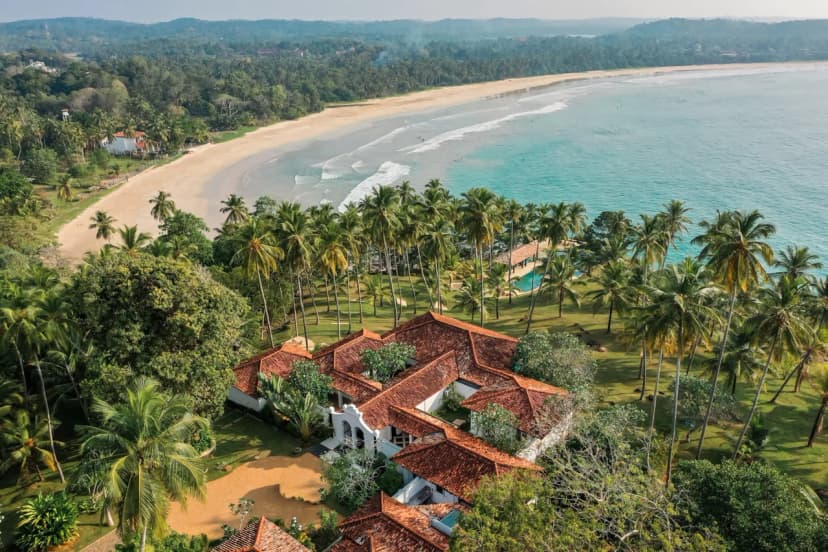 Elevated Beach Villa with Private Pool in Dickwella