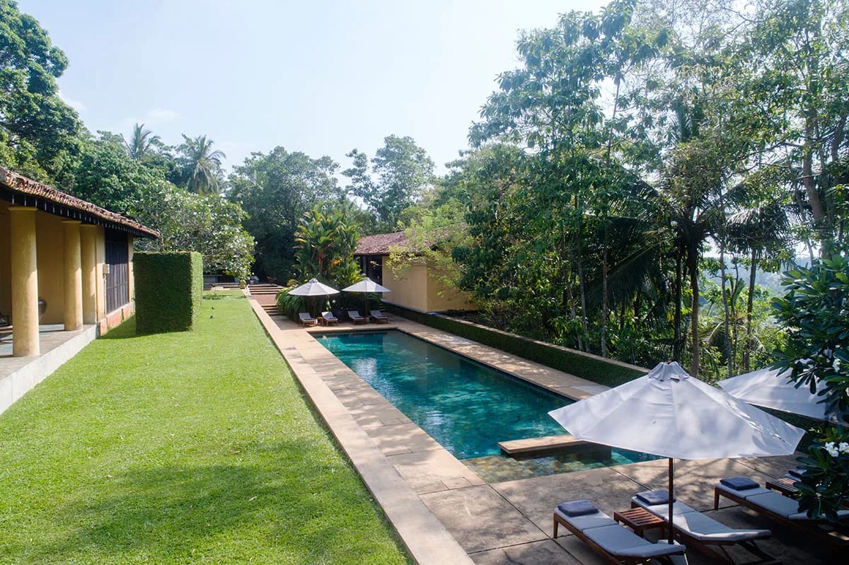 Terrace Five Bedroom Villa in Galle photo 3