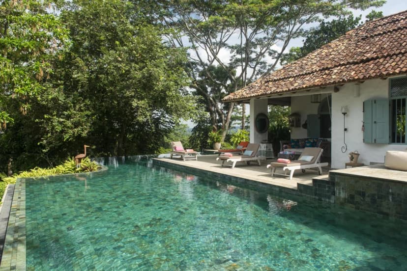 Tea Estate Villa with Private Pool in Sri Lanka
