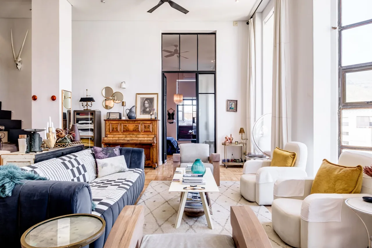 Art Deco Two-Bedroom Loft in Cape Town photo 4
