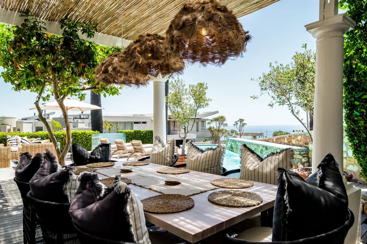 Beachside Four Bedroom Villa in Camps Bay photo 4