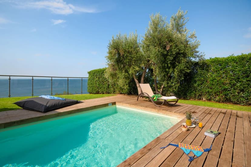Charming Two Bedroom Retreat in Halkidiki