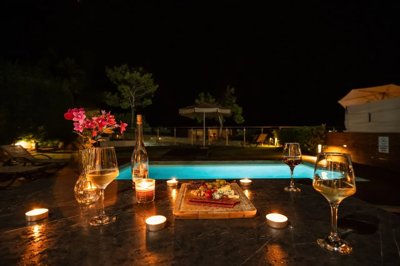 Cozy Two Bedroom Retreat in Moudania photo 3