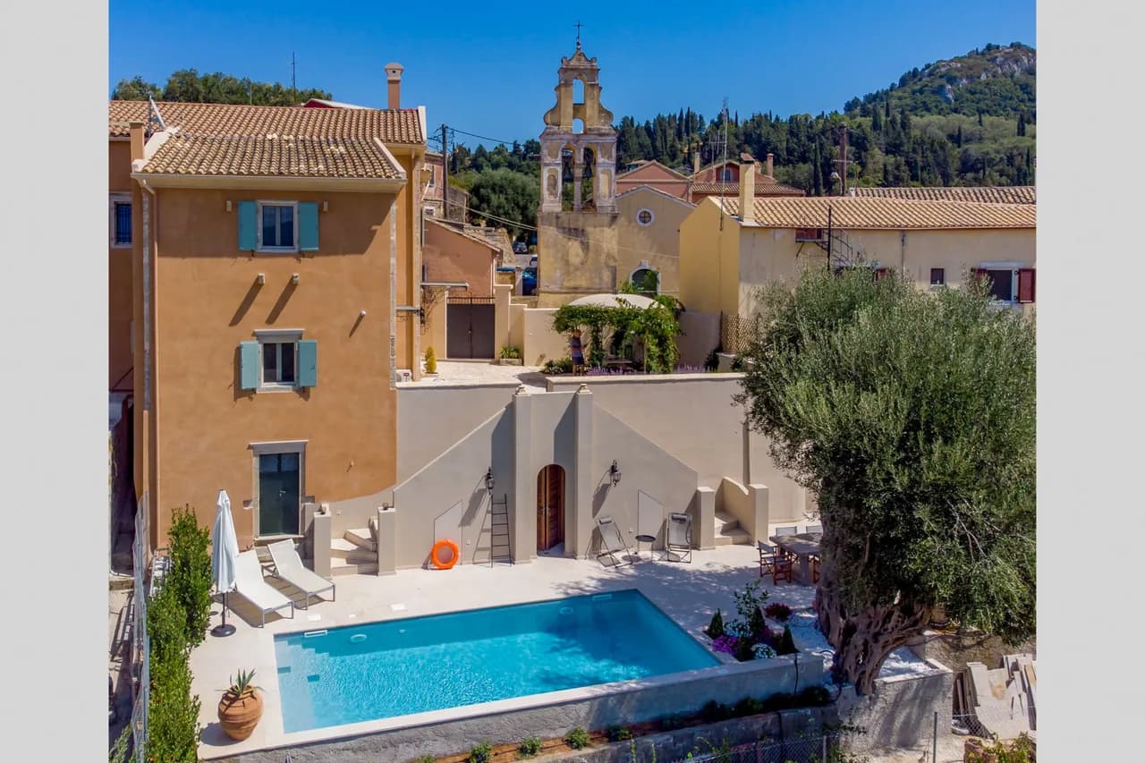 Charming Villa with Modern Amenities in Gastouri photo 4