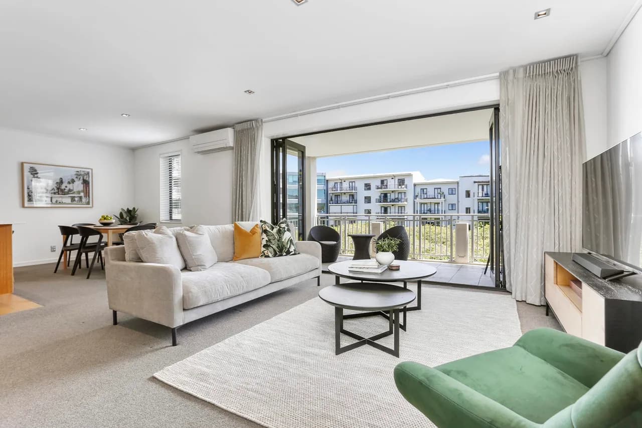 Elegant Two Bedroom Retreat in Auckland