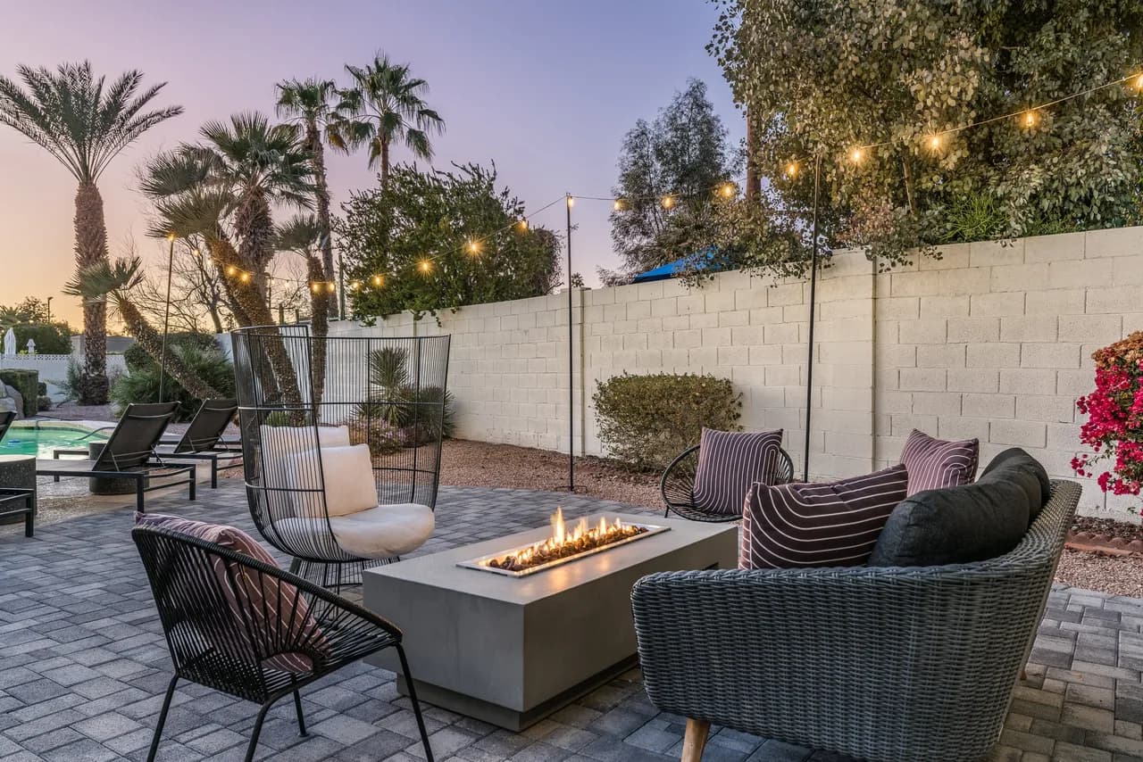 Backyard Entertainment Villa in Paradise Valley Arizona photo 2